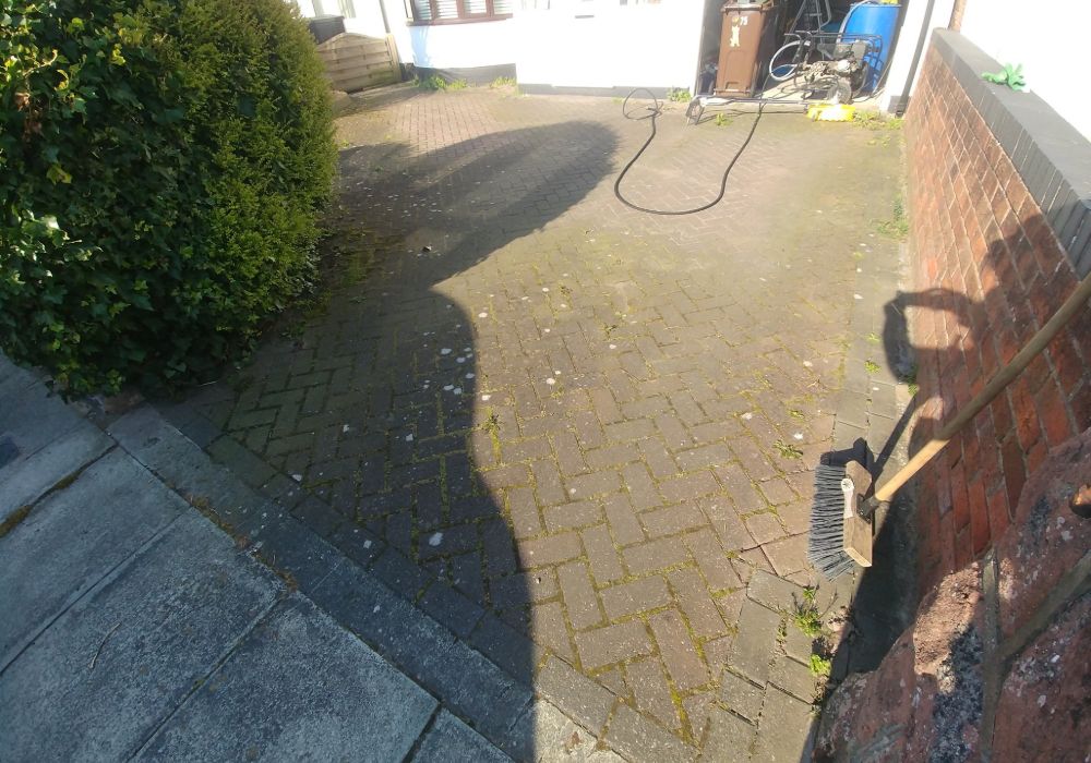 driveway cleaning in liverpool