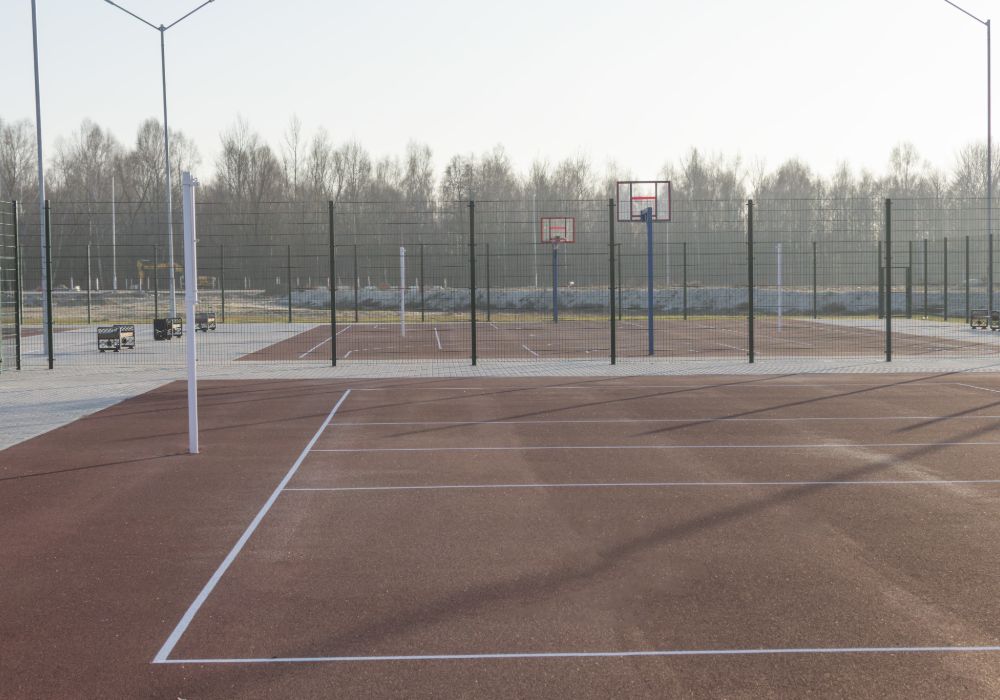 tennis court cleaners in liverpool