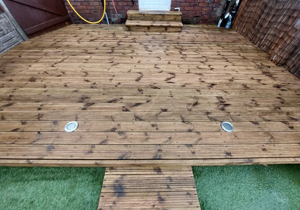 decking cleaning in liverpool